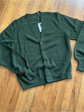 Vintage Men's Olive Green V-Neck Button Cardigan